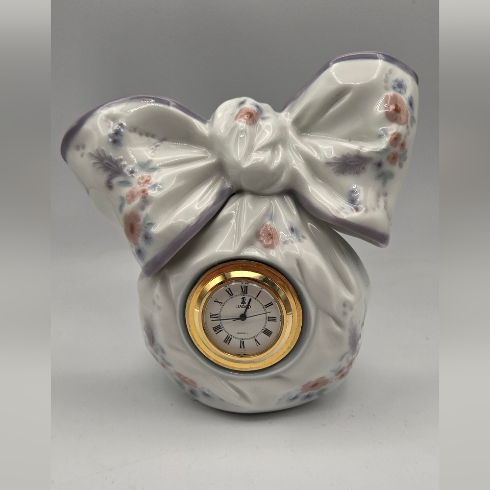 Elegant Floral Ceramic Lladro Clock with Gold Accents